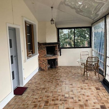 3 Pieces Calme, Terrasse Et Parking Prive Apartment Courcouronnes Exterior photo